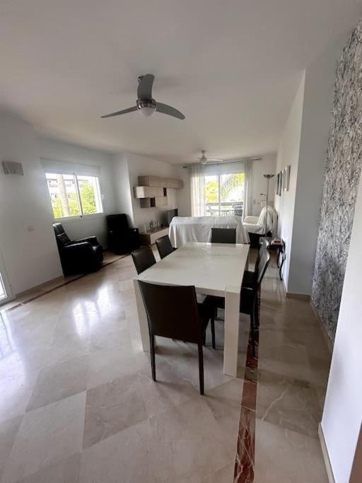Costalita Beach Apartamento En Естепона Екстер'єр фото