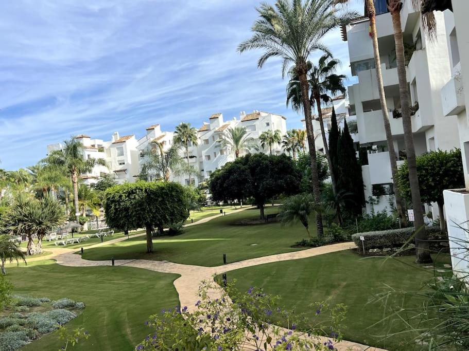 Costalita Beach Apartamento En Естепона Екстер'єр фото